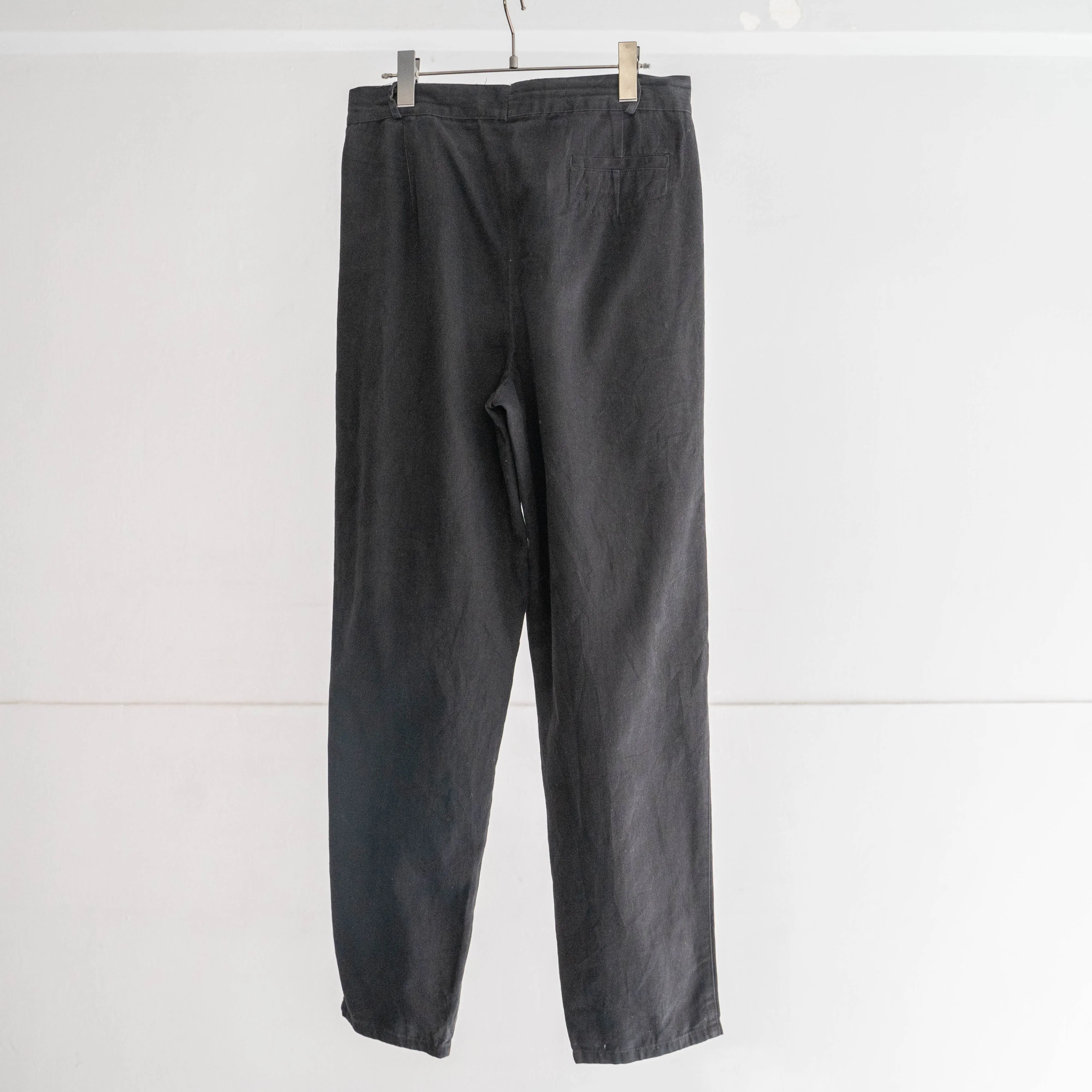 around 1980s black color three tuck  chino pants