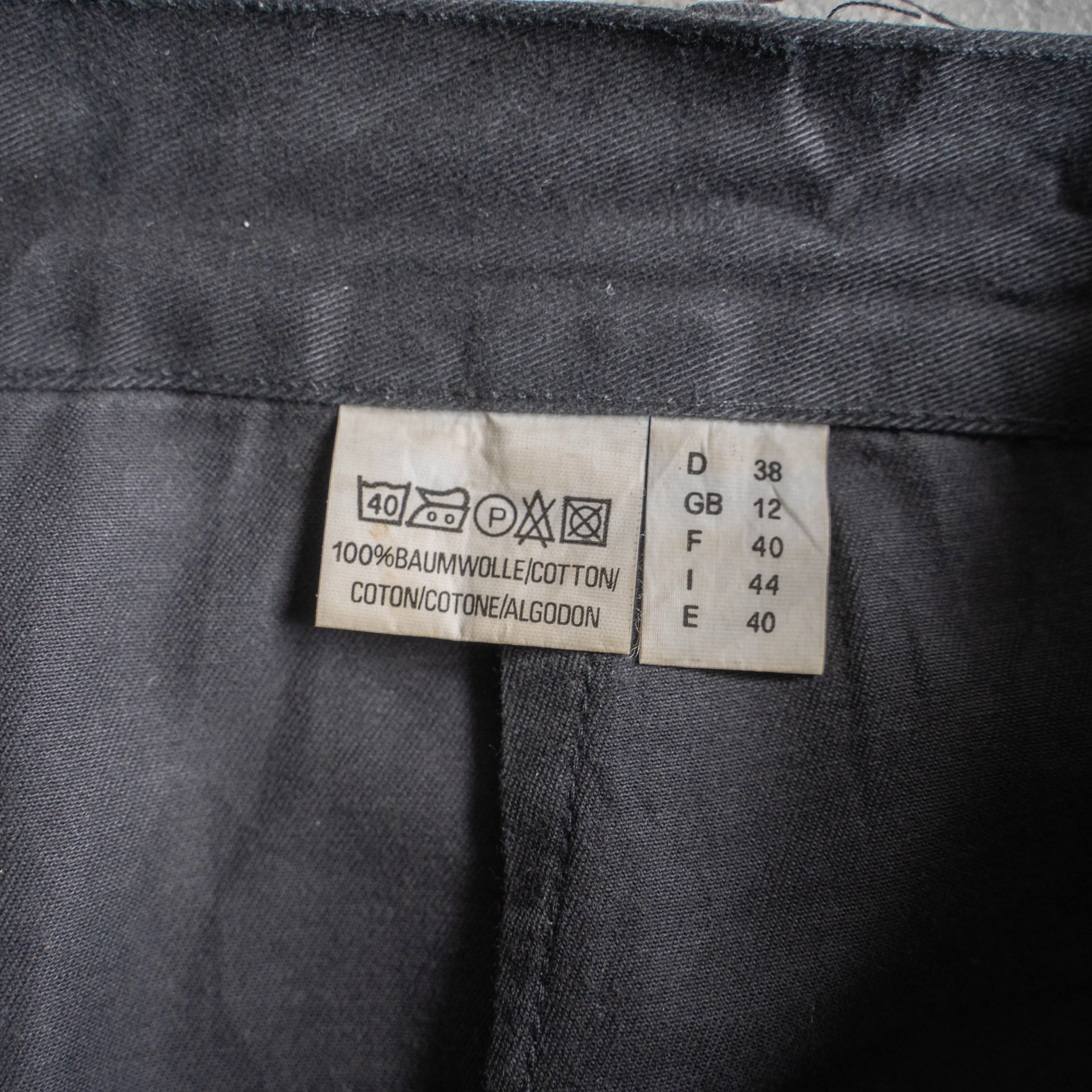 around 1980s black color three tuck  chino pants