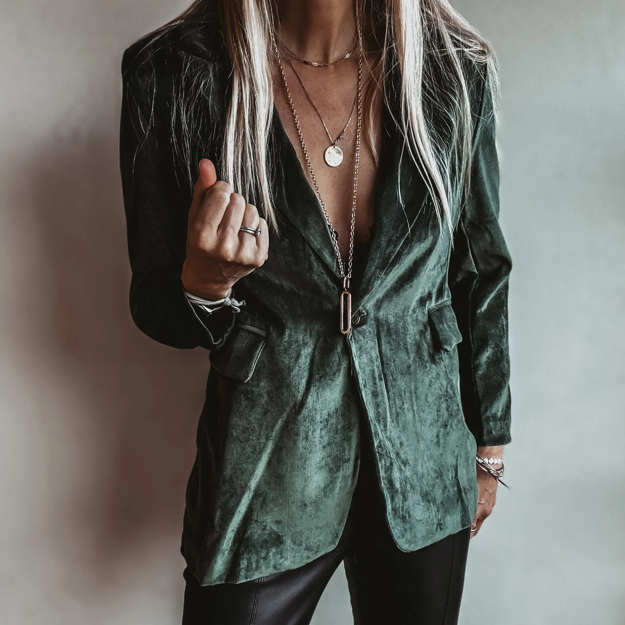 Olive Lyon velvet blazer *NEW*