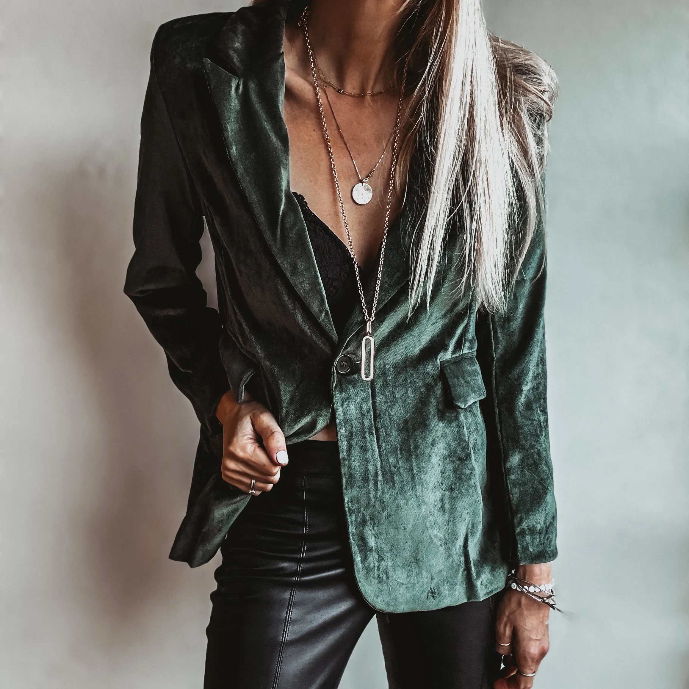 Olive Lyon velvet blazer *NEW*