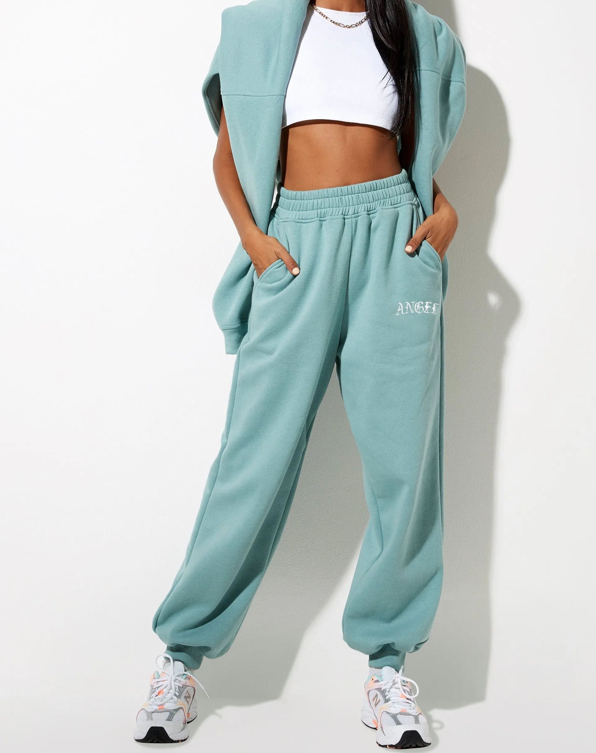 Roider Jogger in Seafoam 'Angel' Embro